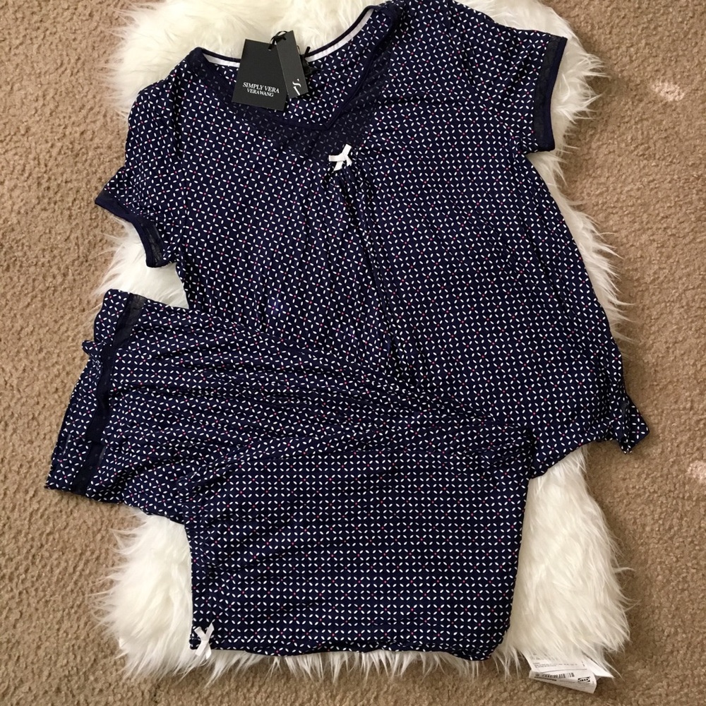 Vera Wang pajama set